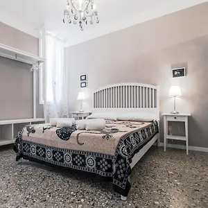  Apartamento Ai Greci Residenza Quaggio Italia