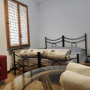  Apartamento Centro Con Giardino Italia