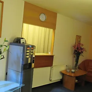 https://amadeus.praguehotelsweb.com
