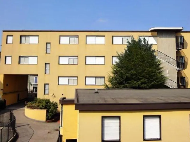 ***  B&B Hotel Milano Ornato İtalya